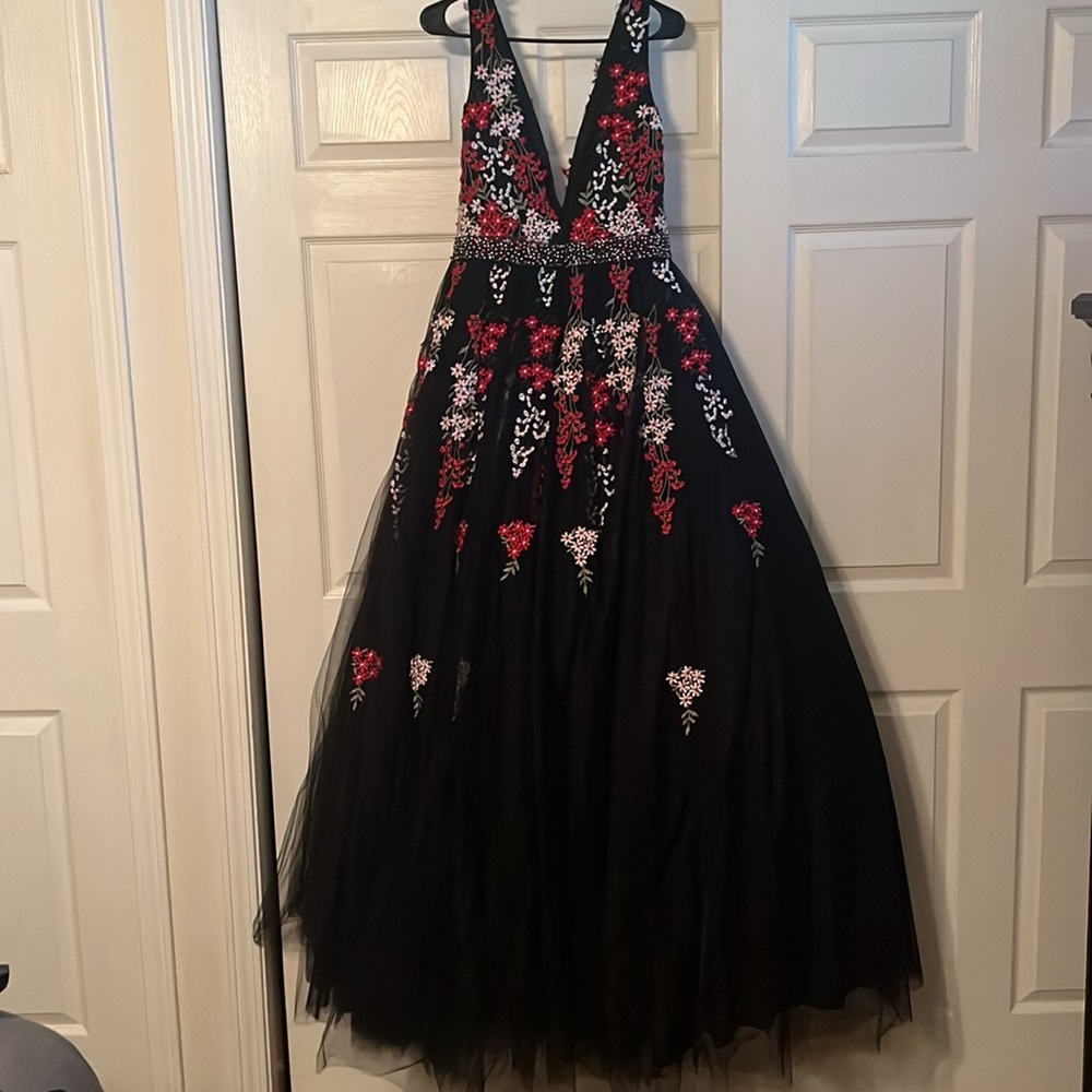Jordan prom dress size 10